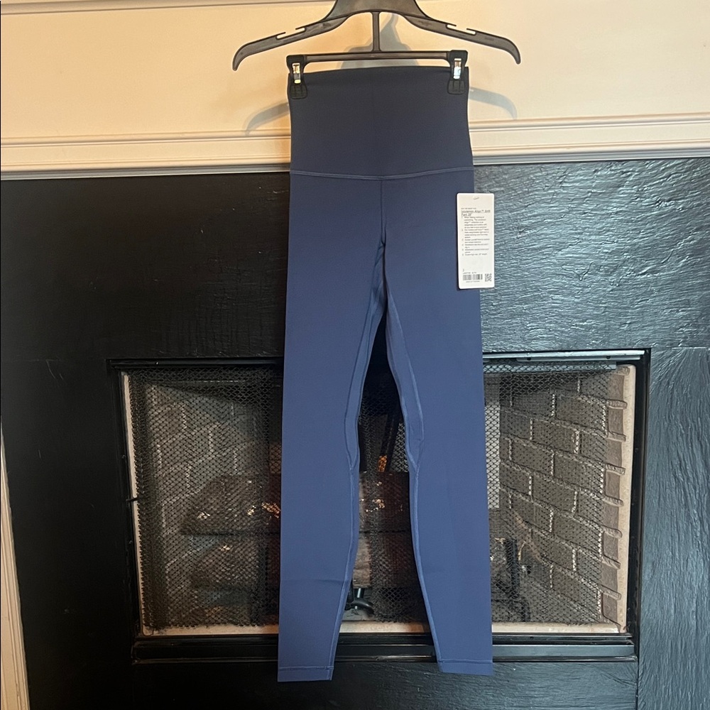 Lululemon Align SHR Pants 28” Size 2
